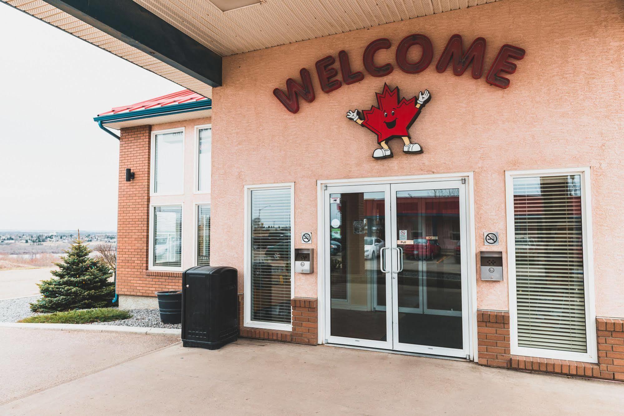 Canadian Motel Север Батлфорд Экстерьер фото
