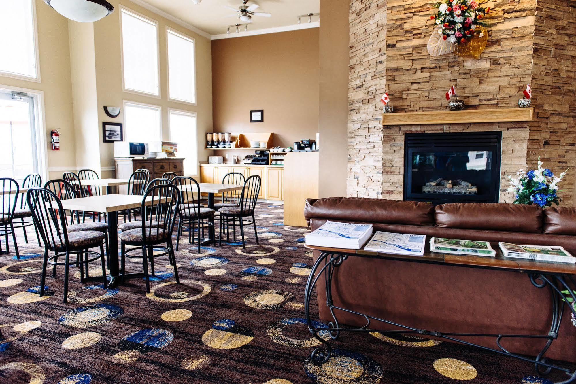 Canadian Motel Север Батлфорд Экстерьер фото