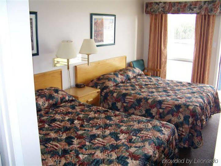 Canadian Motel Север Батлфорд Экстерьер фото