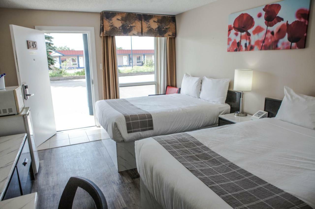 Canadian Motel Север Батлфорд Экстерьер фото